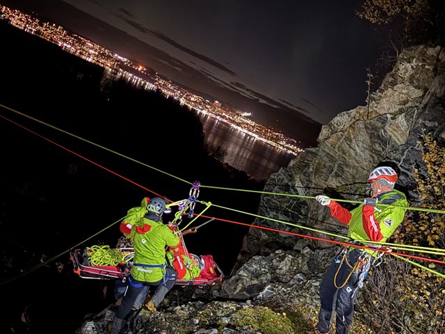 Øvelse med Norske Alpine Redningsgrupper i Tromsø